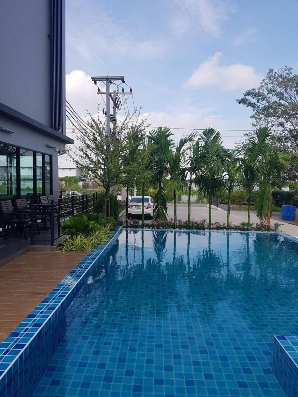 Bangkok Boutique Resort Rangsit Pathum Thani Exterior foto