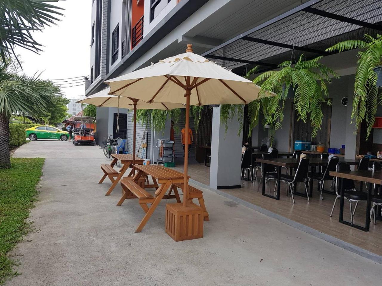 Bangkok Boutique Resort Rangsit Pathum Thani Exterior foto